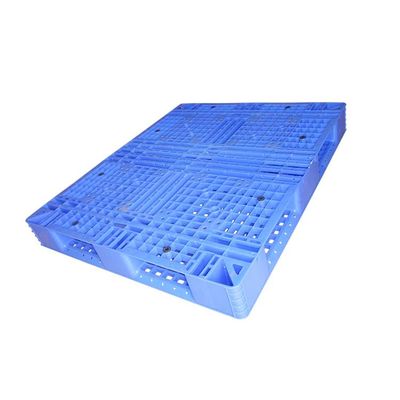 2T Gitter 1300 x blaue Kunststoffpaletten 1100 Rackable benutzt in den pharmazeutischen Produkten